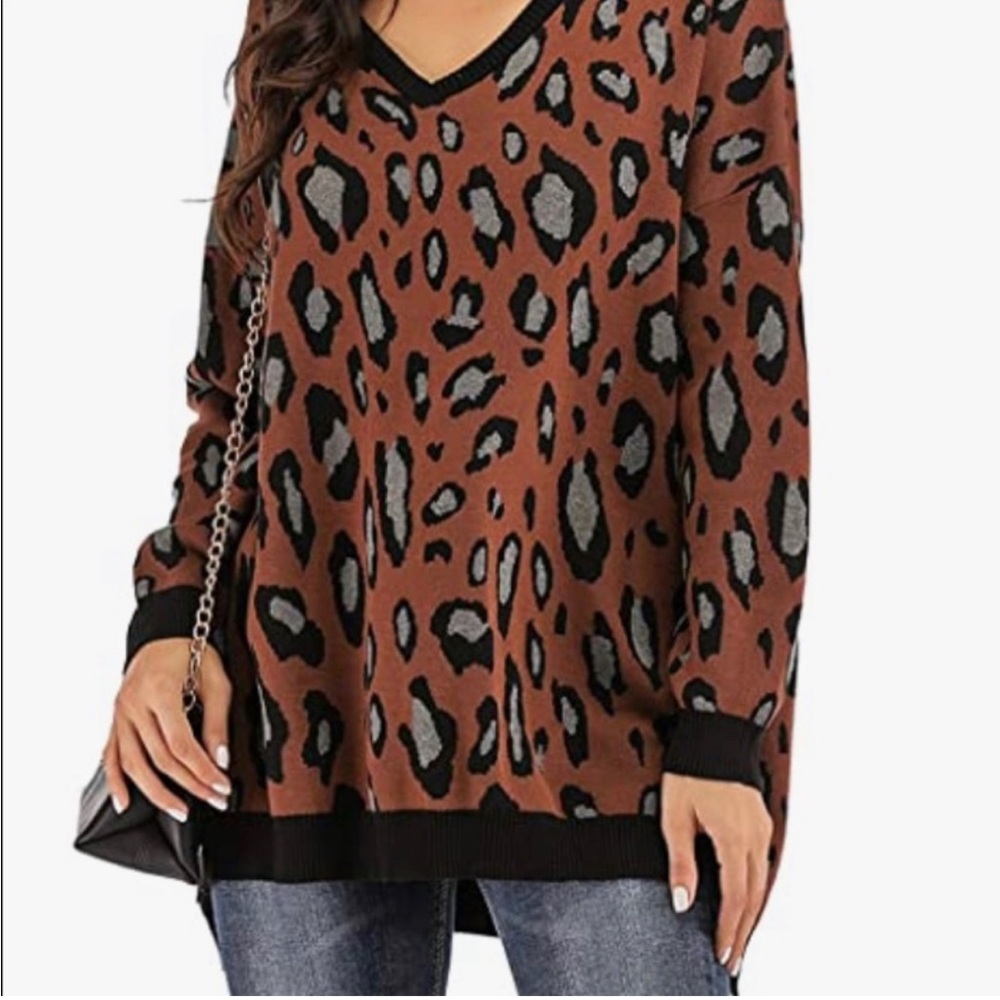 NWT Yomoko Brown Leopard Print V-Neck Tunic Sweater